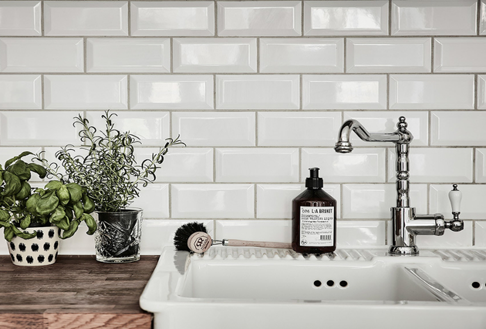 What are Subway Tiles, and why are they so popular? Kelsey on the