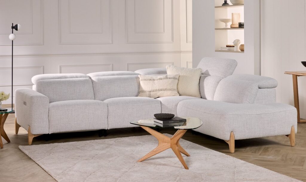 Which Recliner Sofa Features Give the Best Balance of Comfort and Value?

